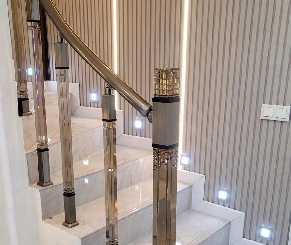 plexi railing, plexiglass stair railing, plexi handrail, transparent stair railing, plexi post models, plexi stair prices, plexi balustrade, lighted plexi railing, led plexi stairs, plexi post prices, plexi railing manufacturing, acrylic stair railing, plexi stair railing prices, istanbul plexi railing, plexi newel post models, plexi railing systems, luxury plexi railing, modern stair railing, plexi post manufacturers, plexi railing m2 price